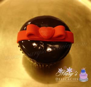 vdayredbowcupcakes1